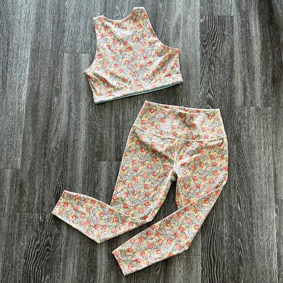 The Great x Eddie Bauer Floral Hiking Set Legging & Crop Tank Size Large Outdoor - Picture 11 of 16